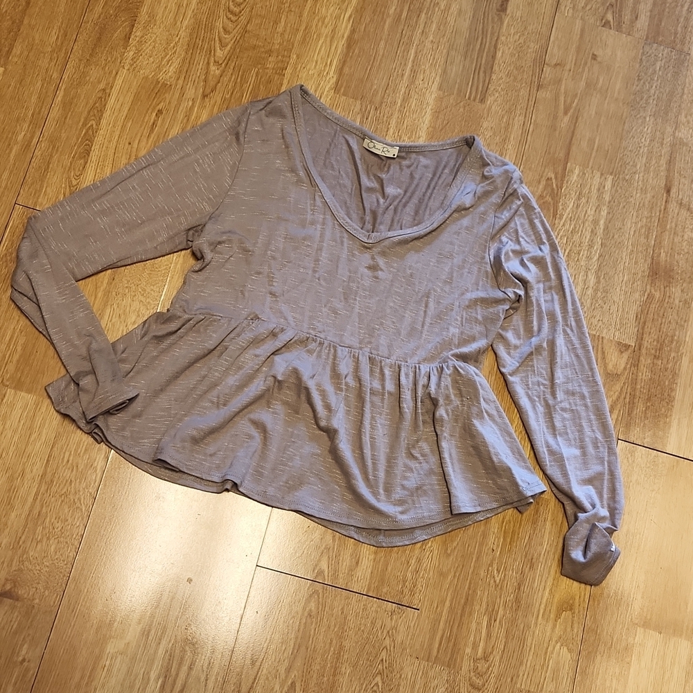 Olivia Rae tan peplum top sz large
